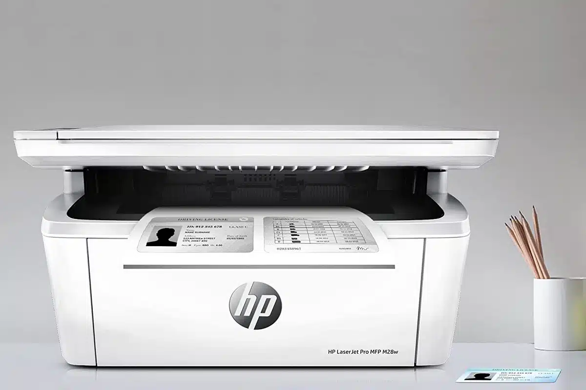 une imprimante laser couleur